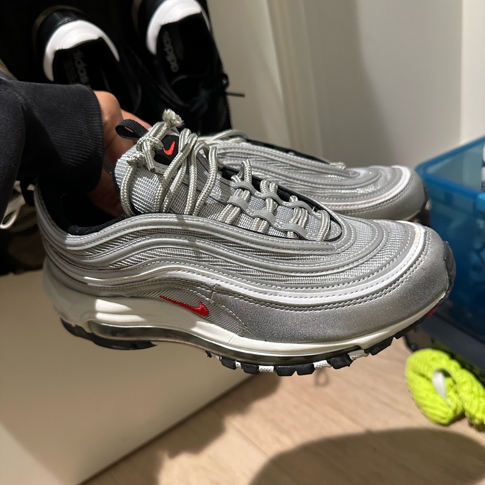 Nike women’s air max 97 silver bullet